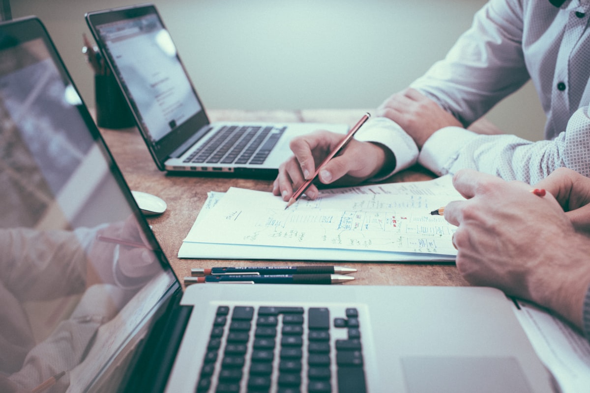 Arhitectură failover integrare LLM